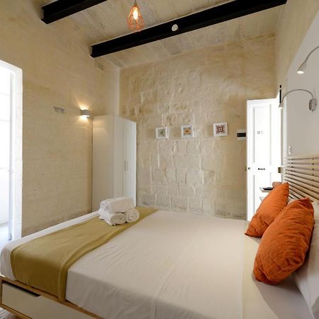 Private Rooms With Bathroom In La Valletta Esterno foto